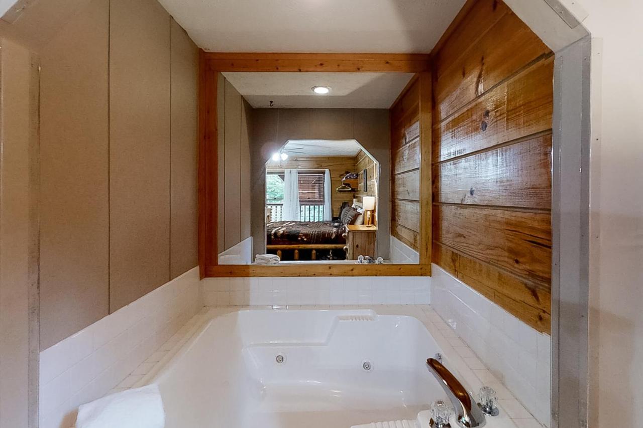 Villa Bear Creek à Pigeon Forge Extérieur photo